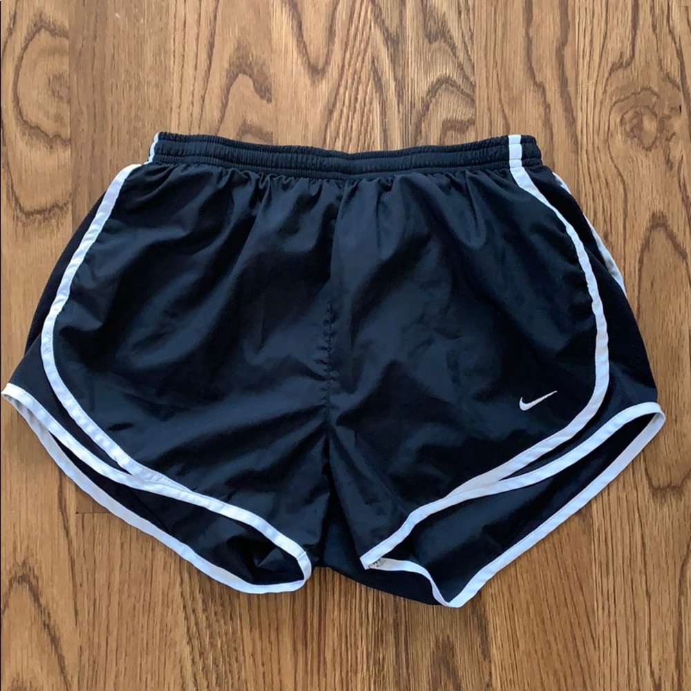 Nike shorts with built in shorts